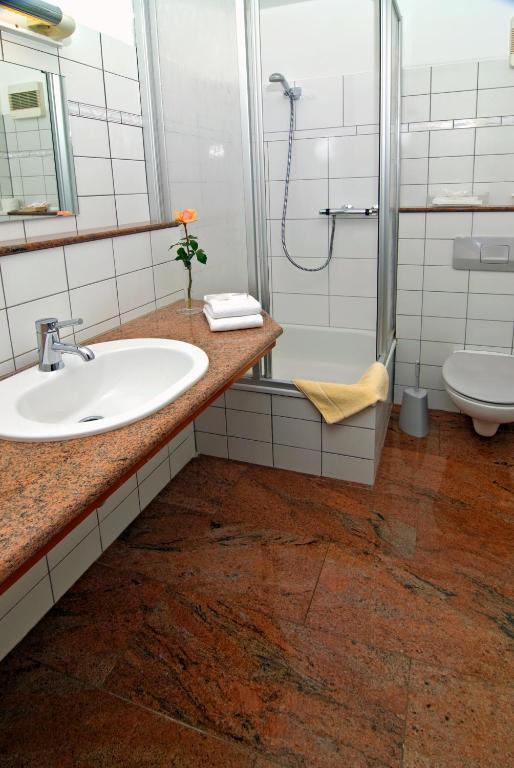 Hotel Am Schwan Dusseldorf Bilik gambar